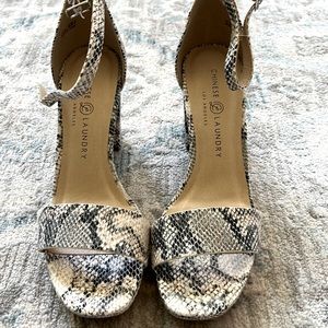 BRAND NEW! Chinese Laundry snakeskin platform ankle strap pumps